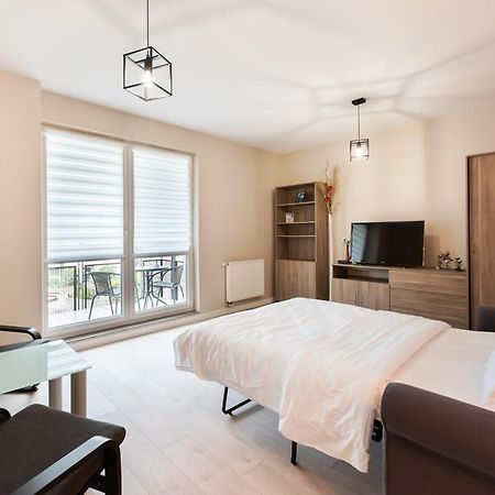 Ursus Pleasant Apartment Варшава Экстерьер фото