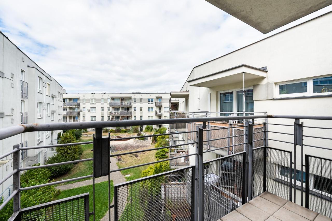 Ursus Pleasant Apartment Варшава Экстерьер фото
